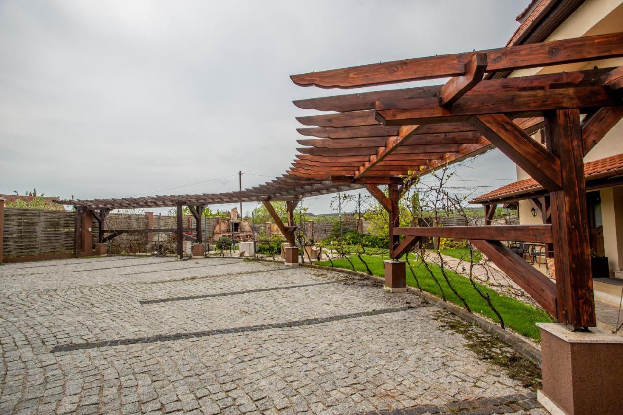 Bed and Breakfast Petreny Borpanzio Egerszalók Exteriér fotografie